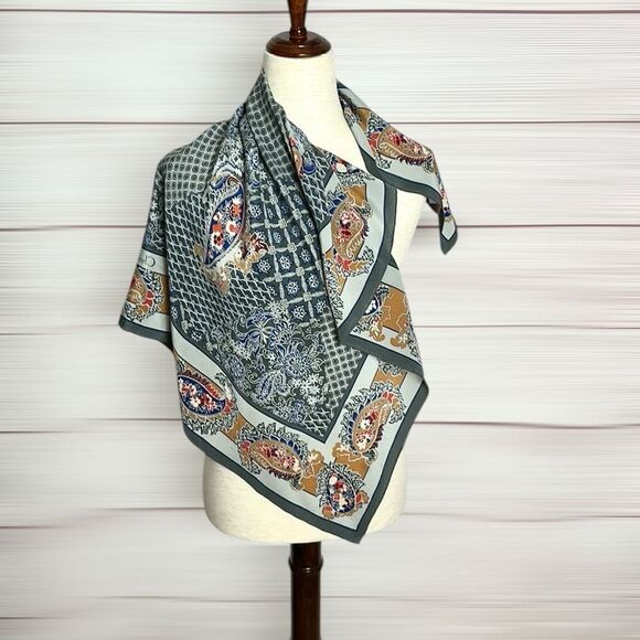 Christian Dior Silk Square Scarf Gray Paisley Hand Rolled Vintage 29x29” - Picture 1 of 11